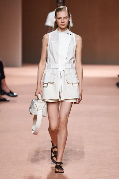 Look 6